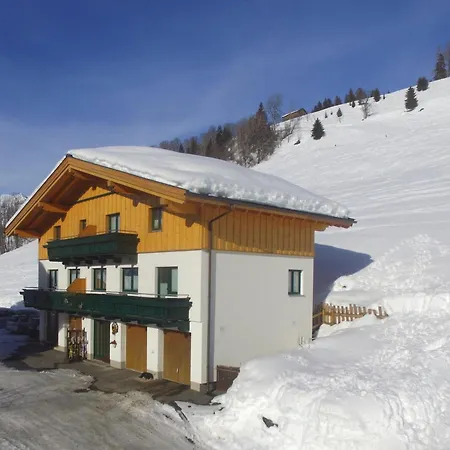 Cozy With Balcony Near Slope Appartement Maria Alm