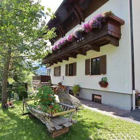 Cozy With Balcony Near Slope Maria Alm am Steinernen Meer